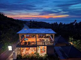 Kelingking Garden Villa