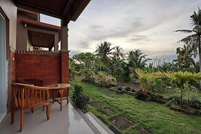 Kelingking Garden Villa