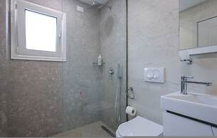 Grandstay Beach Room 01