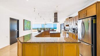 HOLT Grand Miramar Residences