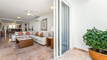 HOLT Grand Miramar Residences