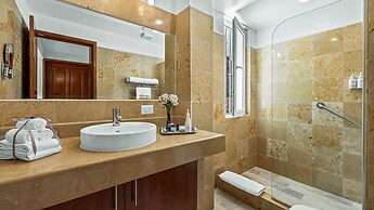 HOLT Grand Miramar Residences
