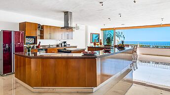 HOLT Grand Miramar Residences