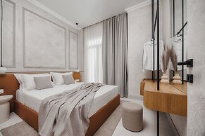 Luxury Suites by Lato