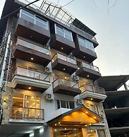 Udit Regency by west western kasol ( Central Heated and Air Cooled )
