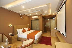 Udit Regency by west western kasol ( Central Heated and Air Cooled )