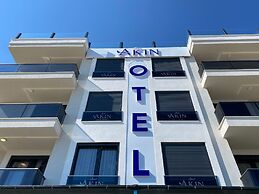 Akın Suit