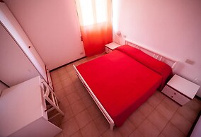 Apartment in Luni mit Balkon