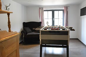 Villa in Stavelot With Lake View and Jacuzzi