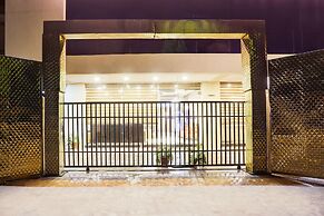 Super Townhouse Hoshangabad