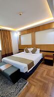 Mira Suit Serviced Apartments