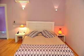 White City  Hotel & Restaurant