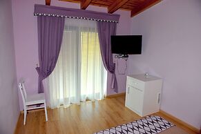 White City  Hotel & Restaurant