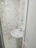 Lal Hotel