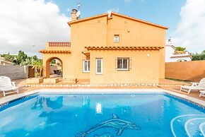 Villa in Riells Beach With Private Pool