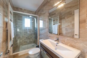 Villa in Riells Beach With Private Pool