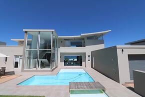 Oceans Villa