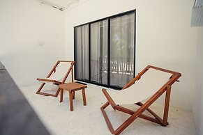 Azul Retreat