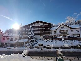 Holzschuh Schwarzwaldhotel