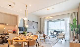 Manzil-1BR with Beach & Marina Access