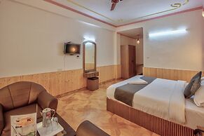 Hotel Day Night
