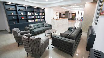 Zade Life OTEL