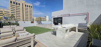 Luxury Stay At JVC with Pool & Gym