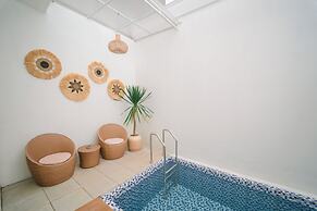 Marina Villa 1