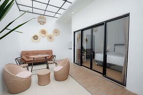 Marina Villa 1