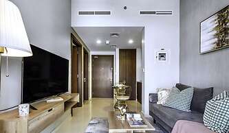 Manzil-1BR w Canal View near Dubai Mall
