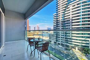 Manzil-1BR w Canal View near Dubai Mall