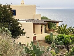 Casa Bacco, Capistello