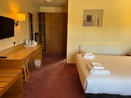 Tollgate Hotel