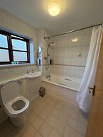 Tollgate Hotel