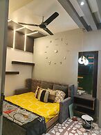 Naari Home Stay