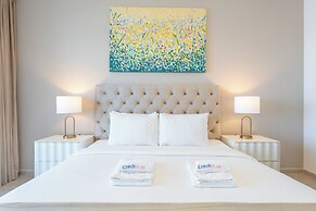 Czechin -Stylish 1BR in Elite Residences