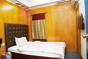 Hotel Luxury Inn