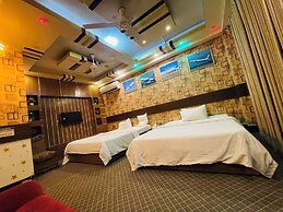 Hotel Luxury Inn