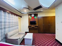 Hotel Luxury Inn