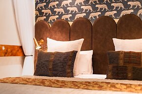 Hemingways Eden Residence