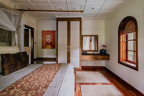 Hemingways Eden Residence