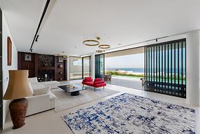 Exclusive 21 Ajman 4BR Villa w Private Pool and Beach
