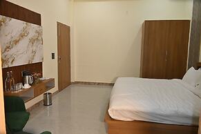 The Dollar Hotel & Resort