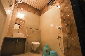Hotel Indra Palace