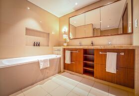 Easygo-upscale 2BR /iconic View Bldp03