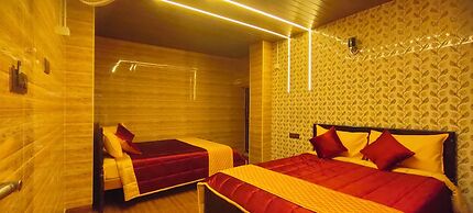 Mist Cottage & Home Stay