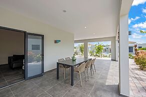 Villa Jasmijn  with private pool, at Mambo Beach