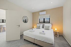 Villa Solana with private pool, Mambo Beach