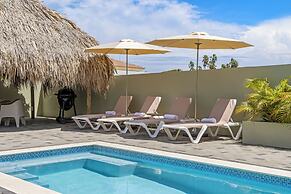 Villa Solana with private pool, Mambo Beach