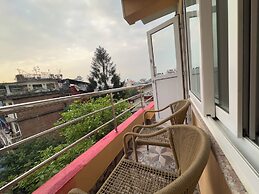 Kathmandu Yaro INN